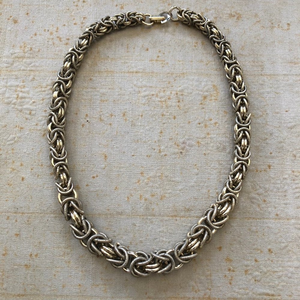 Beautiful Vintage Rope Necklace - Picture 2 of 2